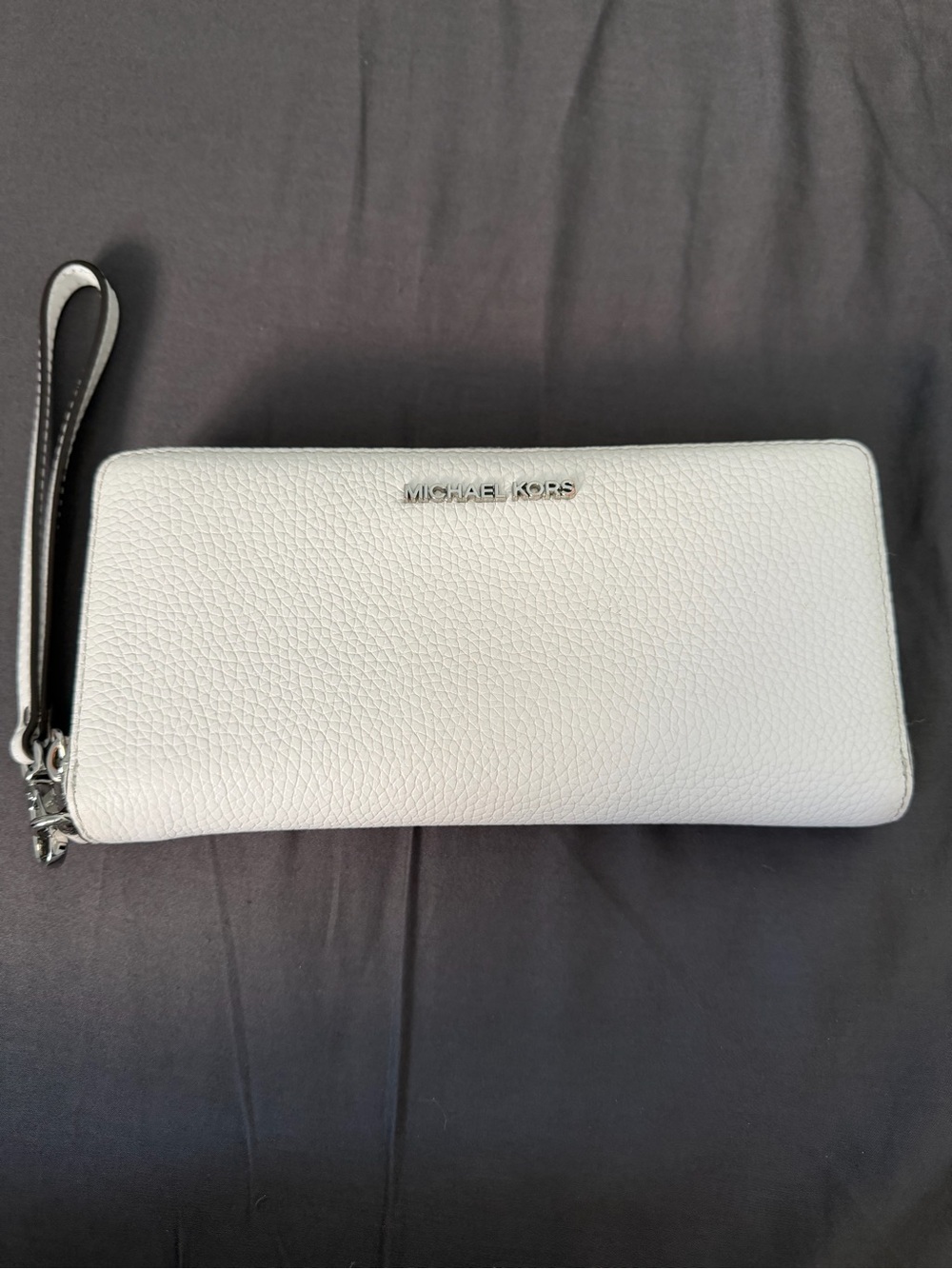 Michael Kors Off-White Pebbled Leather Zip Wallet